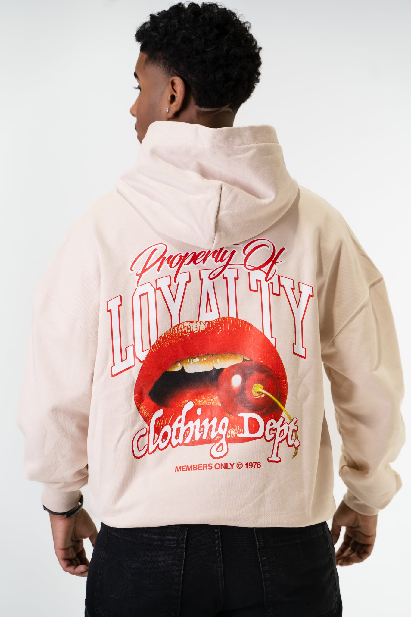 Hoddie Beige "Lips & Cherry Loyalty"