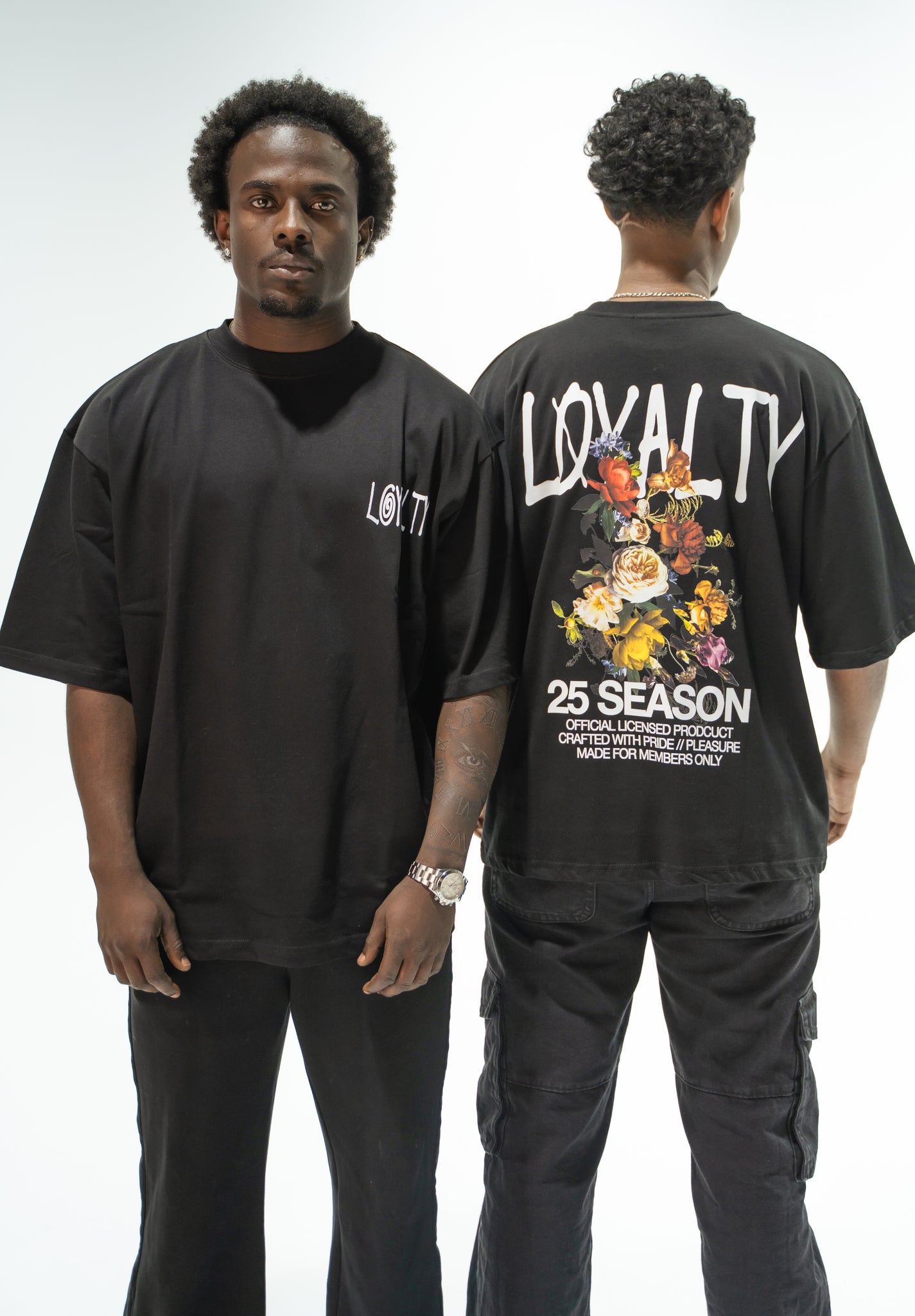 T-Shirt Oversize "Floral Loyalty Season 25"