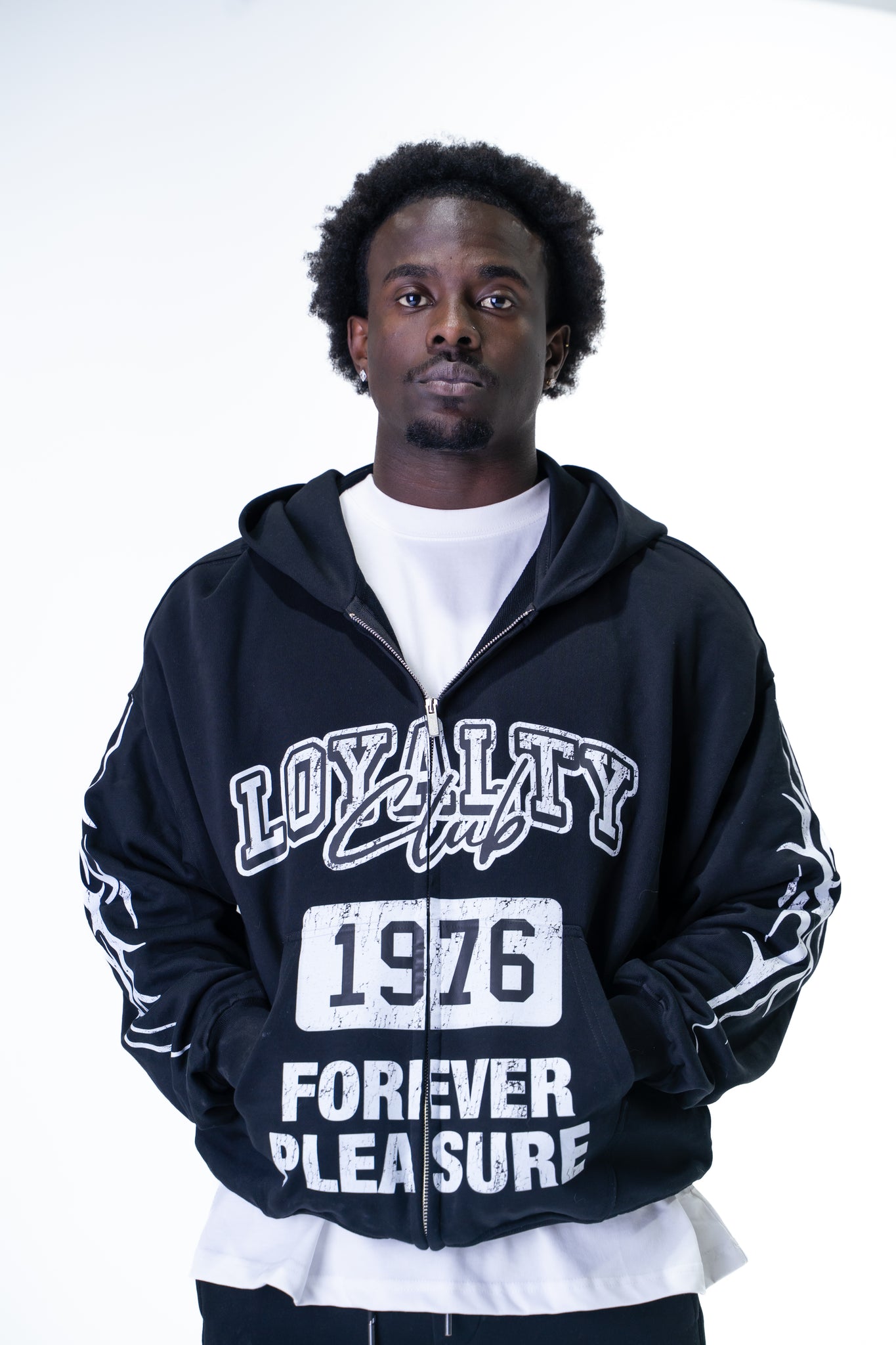 Hoddie Tribal Black "Club 76"