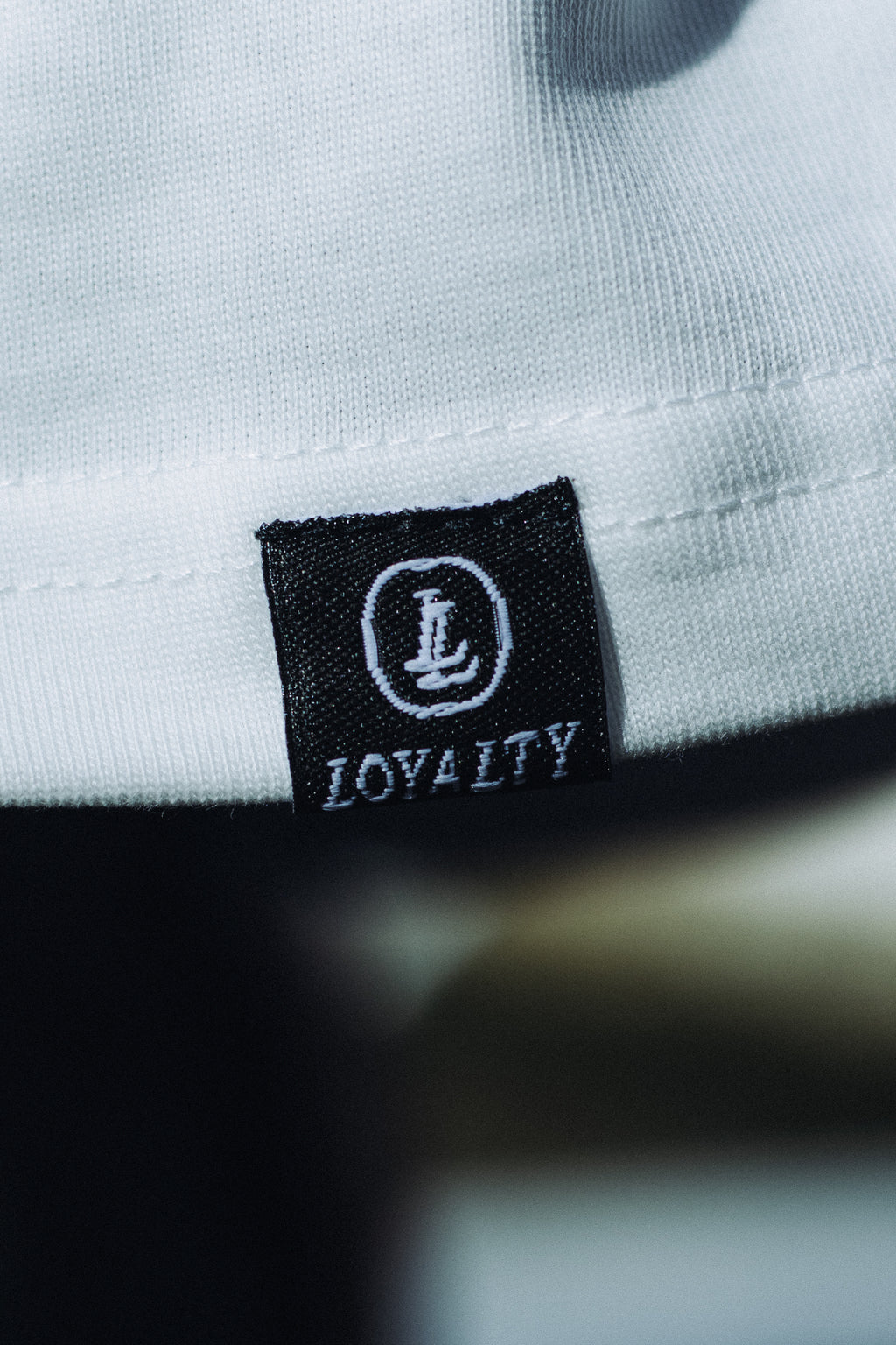 T-Shirt Oversize White "Lips & Cherry Loyalty"